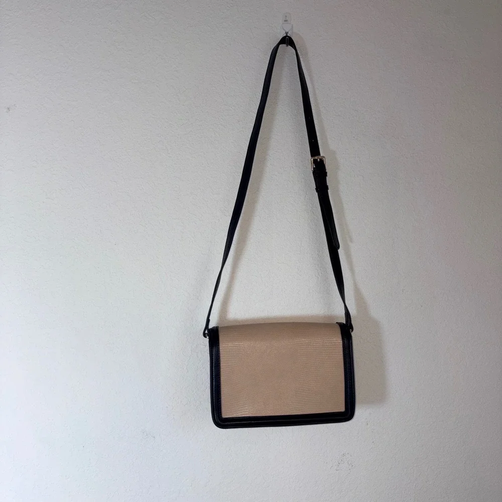 Jules Kae Crossbody Bag Small Beige Black Excellent Lizard Embossed Turn-Lock
